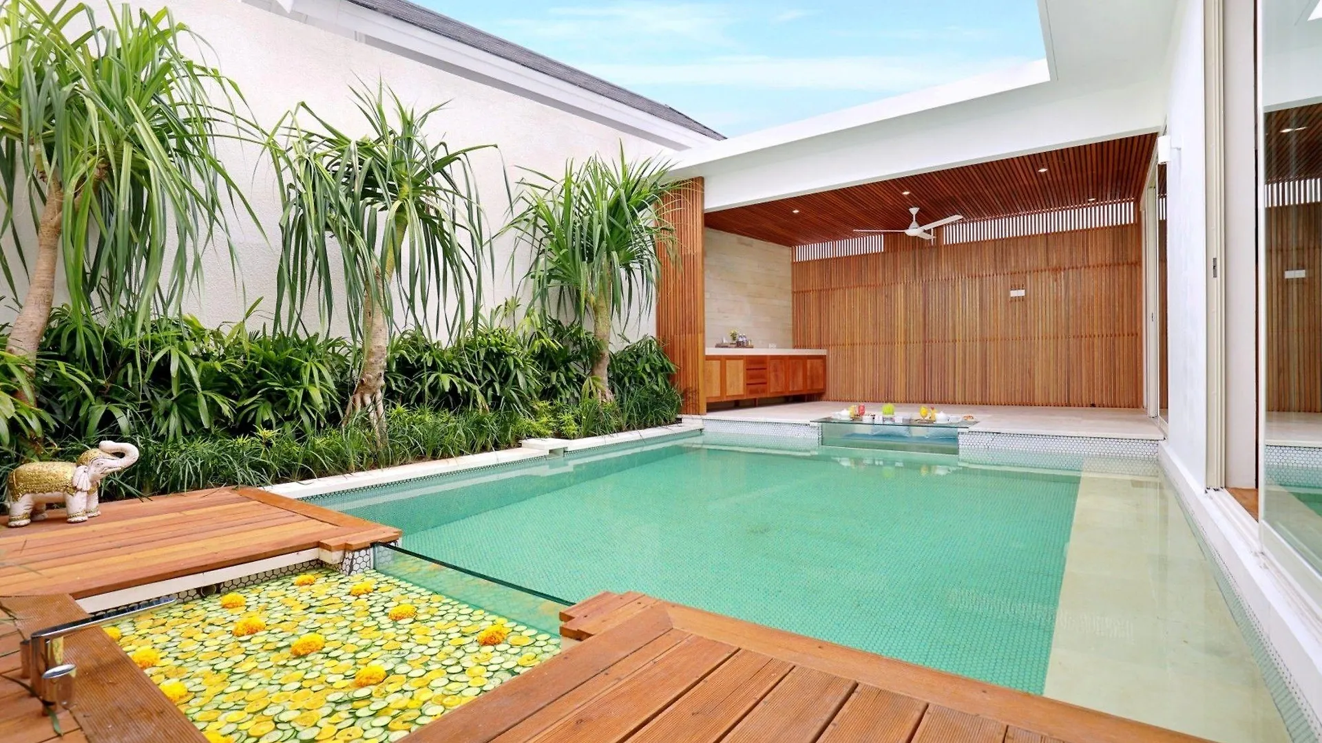 Sana Vie Villa Seminyak By Ini Vie Hospitality Kerobokan   Kerobokan (Bali)